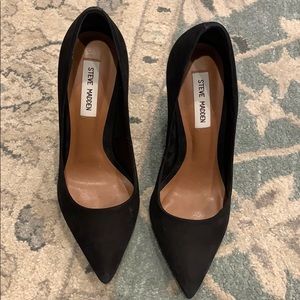 Steve Madden suede pointy toe block heels